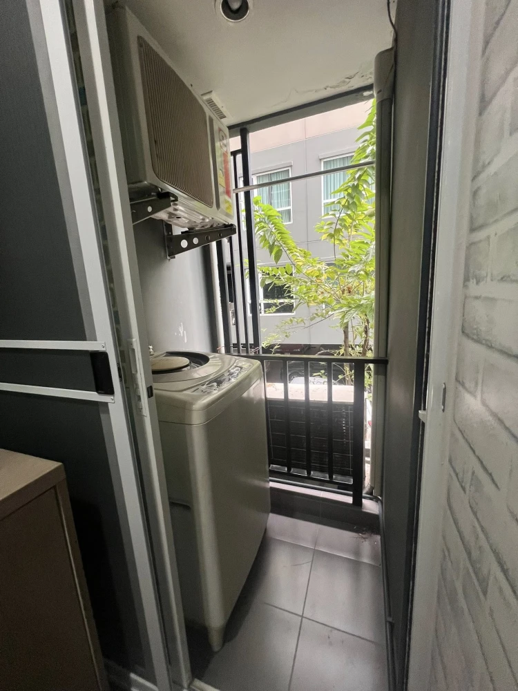 For rent: Regent Home Sukhumvit 97/1, clearly separated room, fully furnished, appliances included, just bring your suitcase and move in.