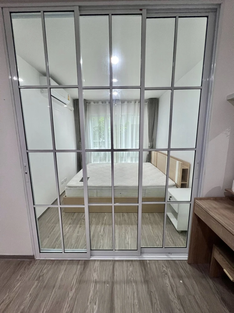 For rent: Regent Home Sukhumvit 97/1, clearly separated room, fully furnished, appliances included, just bring your suitcase and move in.