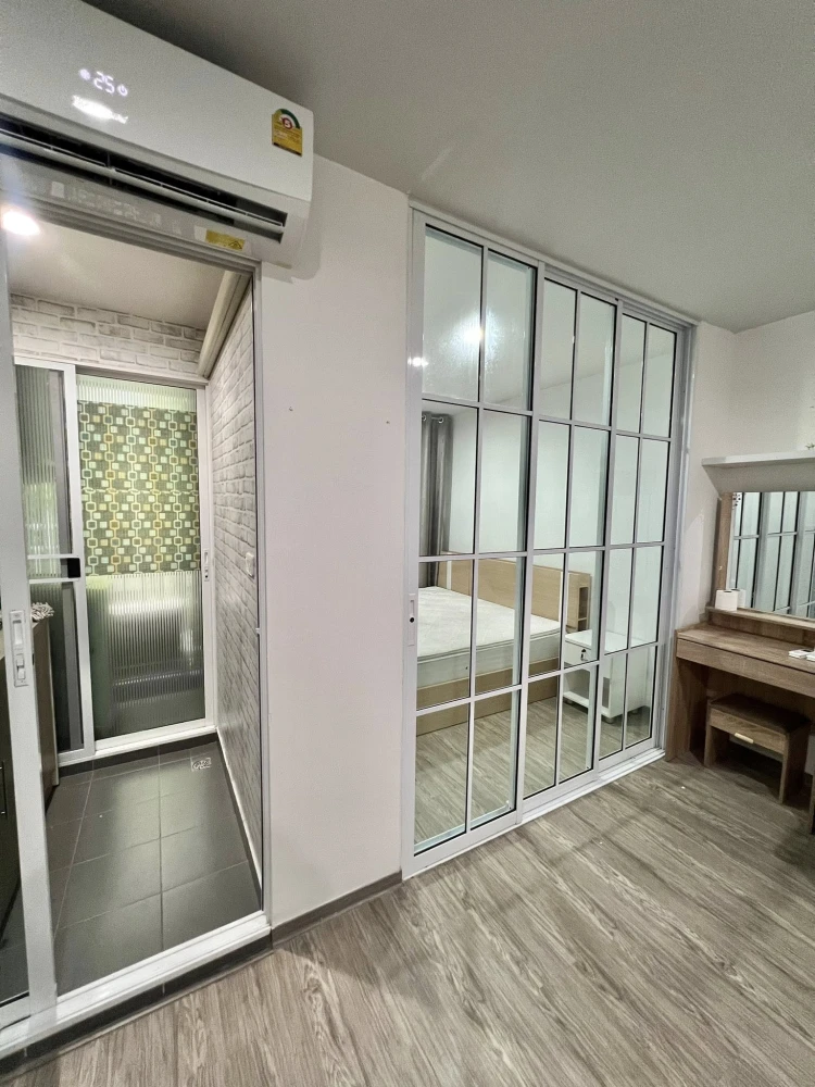 For rent: Regent Home Sukhumvit 97/1, clearly separated room, fully furnished, appliances included, just bring your suitcase and move in.