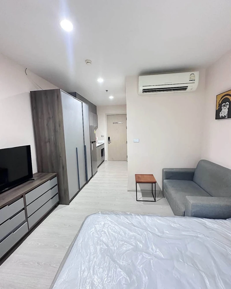 Rhythm Asoke 2 for rent – ​​move-in ready, fully furnished, and equipped with all appliances! Book now before it’s gone!