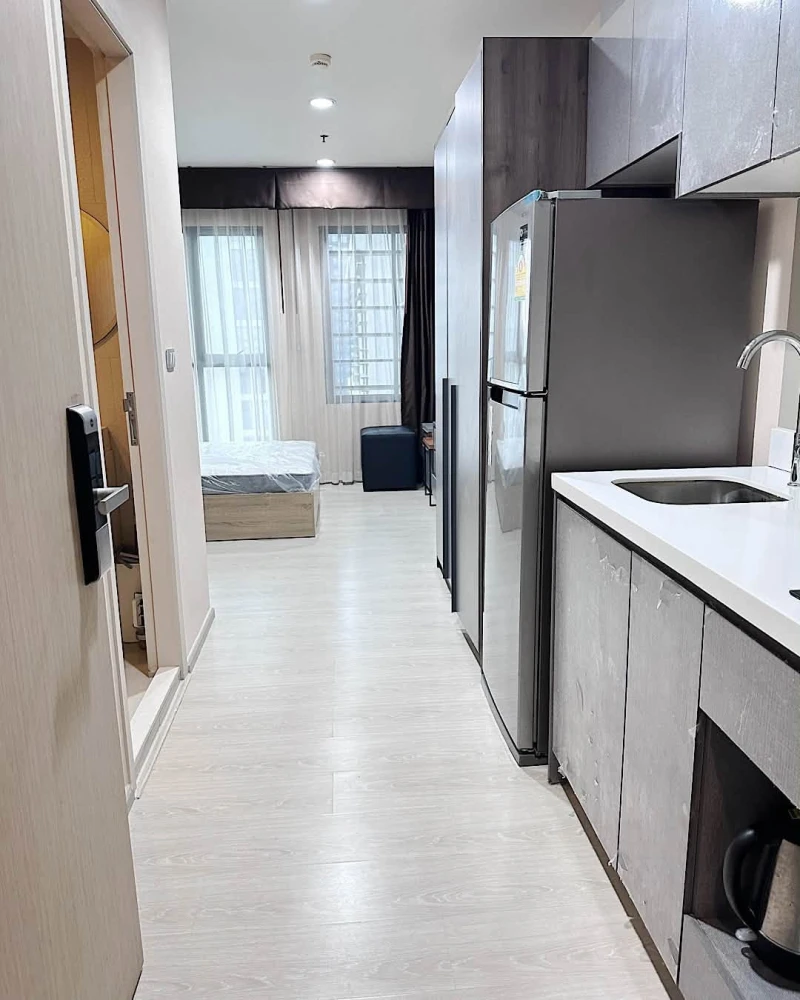 Rhythm Asoke 2 for rent – ​​move-in ready, fully furnished, and equipped with all appliances! Book now before it’s gone!