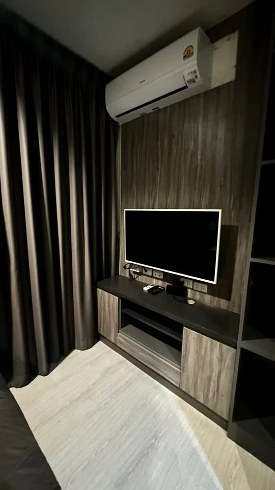 For rent: Rhythm Asoke, 20th floor, city view, great price, I tell you, you shouldn't miss it.