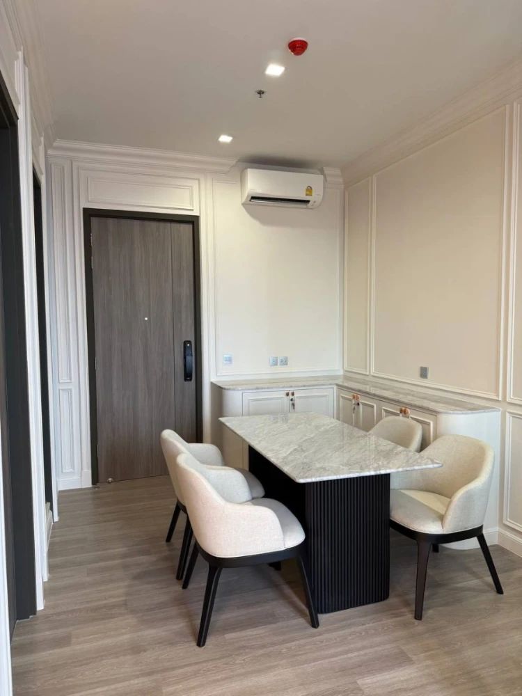For rent: Rhythm Charoenkrung Pavillion, 9th floor, beautiful room, spacious, comfortable, fully furnished, reserve now, hurry!