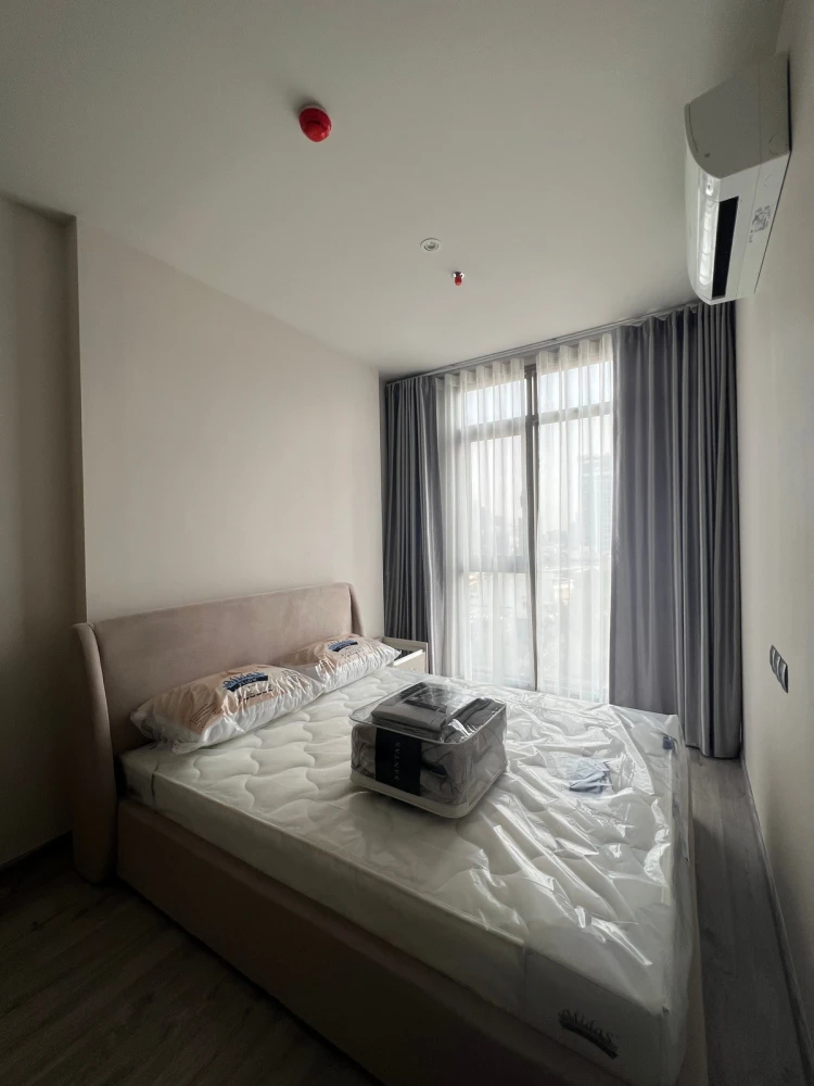 For rent: Rhythm Ekkamai Estate, fully furnished unit. Book now! Don't miss out! Act fast!