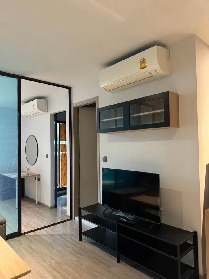 For rent: Rhythm Ekkamai, 1 bed room, Pocket Garden view, not hot, cool breeze, hurry and reserve now.