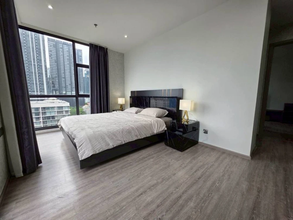 For rent: RHYTHM Ekkamai, beautifully decorated room with a theme, lots of usable space, beautiful view, not blocked, don't miss it.