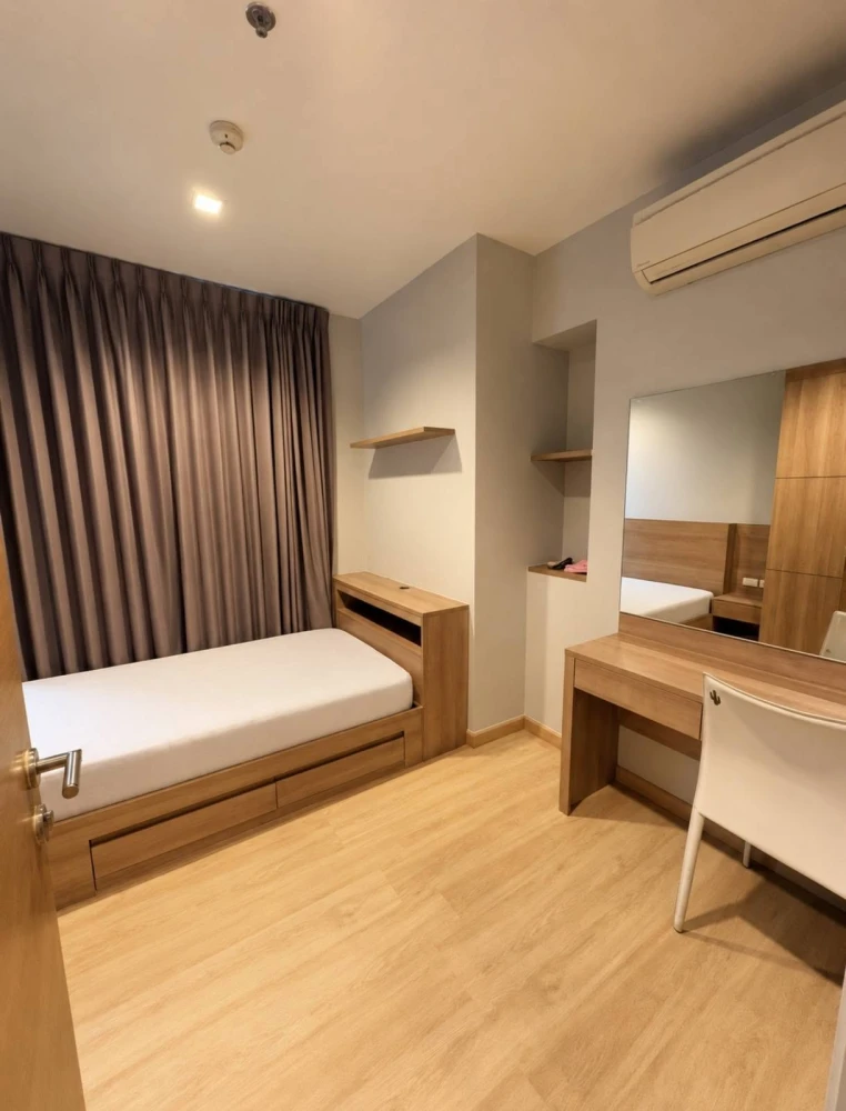 For sale/rent: Rhythm Phahon-Ari, corner unit, quiet, great location, beautiful unblocked view. Don't miss this amazing deal!
