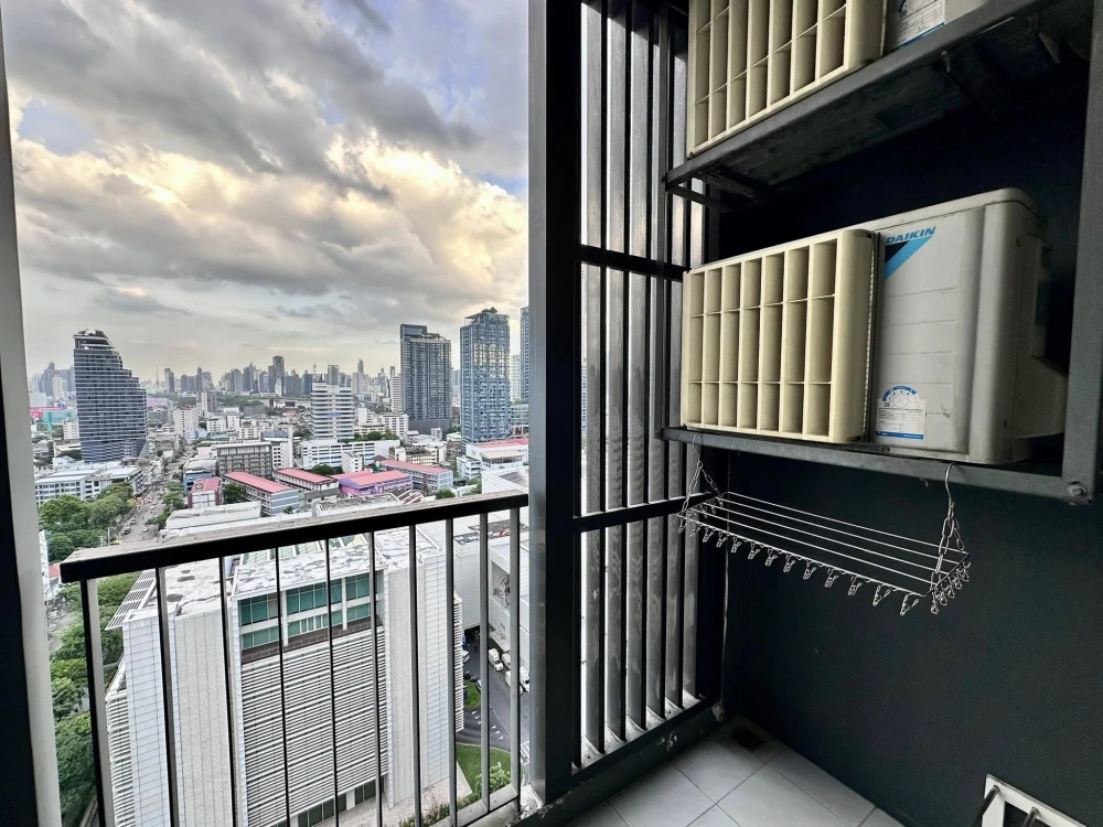 For rent: Rhythm Rangnam, 1 bedroom, 1 bathroom, decorated in a theme, with quality built-in furniture. Reserve now!