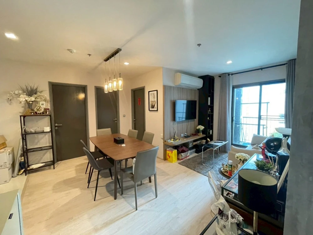 For rent: Rhythm Rangnam, a comfortable room, spacious enough for a family, with complete amenities. Hurry and reserve now before it's too late+++