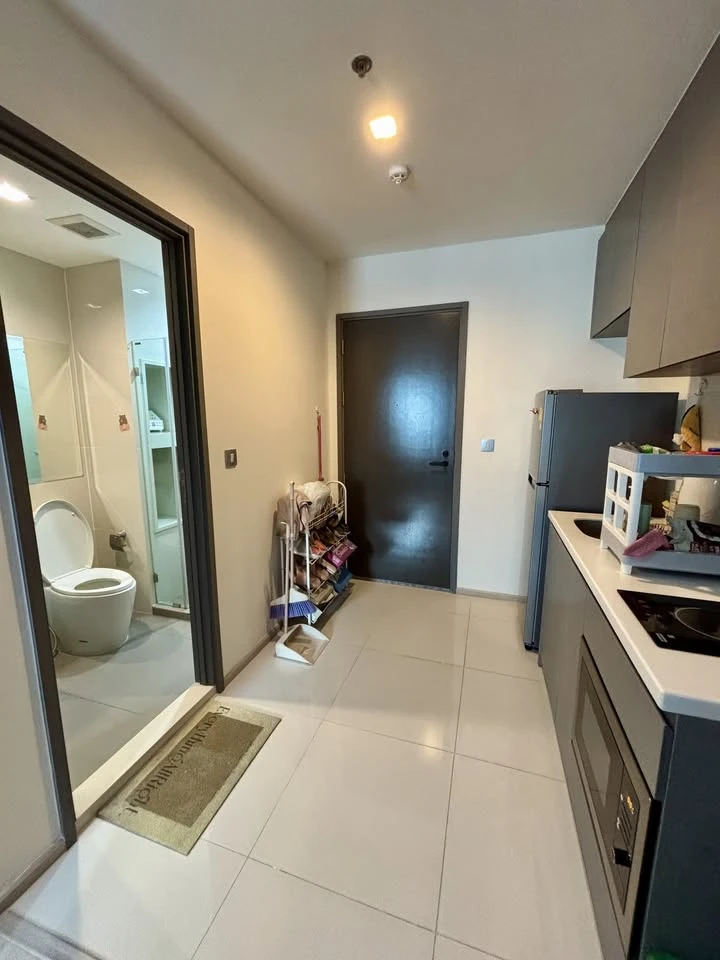 Studio apartment for rent at Rhythm Rangnam. Prime location and fully furnished. Don't miss out!