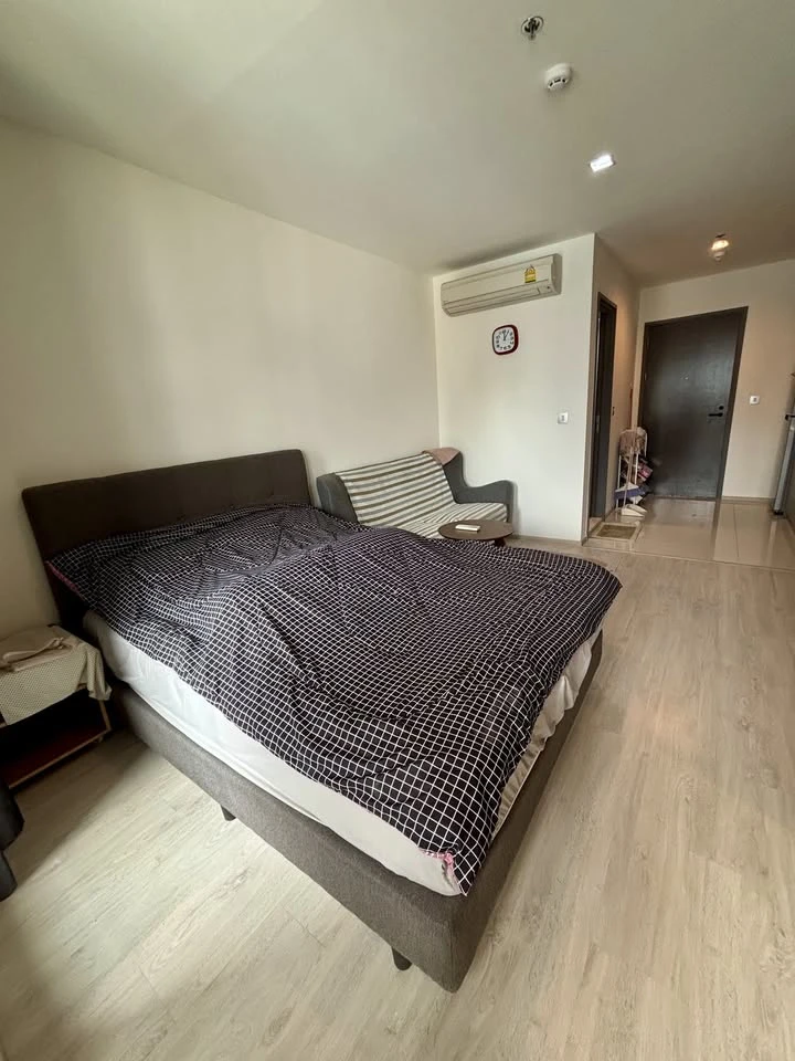 Studio apartment for rent at Rhythm Rangnam. Prime location and fully furnished. Don't miss out!