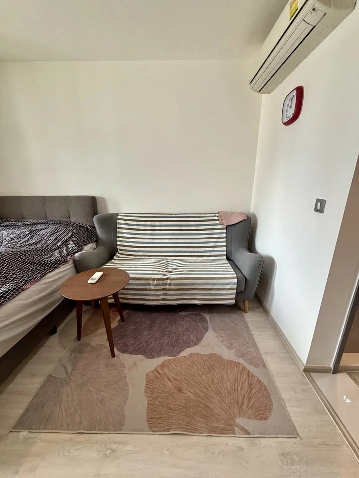 Studio apartment for rent at Rhythm Rangnam. Prime location and fully furnished. Don't miss out!