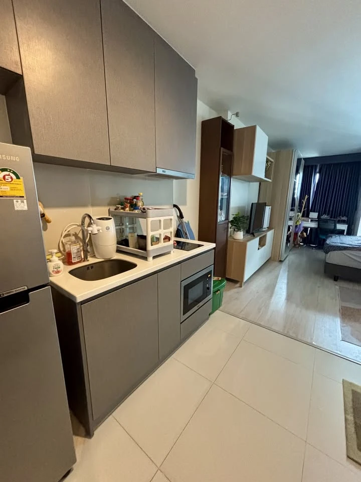 Studio apartment for rent at Rhythm Rangnam. Prime location and fully furnished. Don't miss out!
