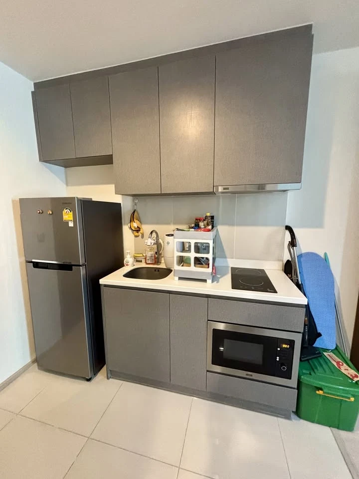 Studio apartment for rent at Rhythm Rangnam. Prime location and fully furnished. Don't miss out!