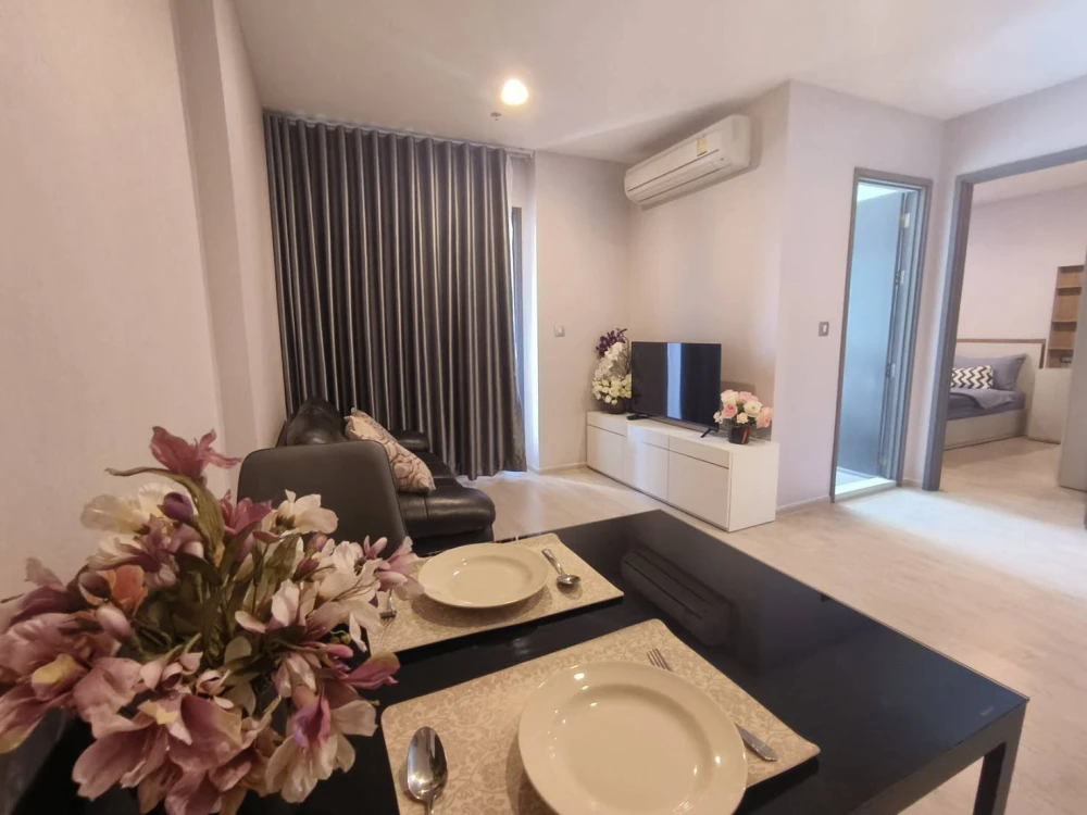 For rent: Rhythm Rangnam, excellent condition unit on the 25th floor with great views and privacy. This unit is a great deal, units in this location b