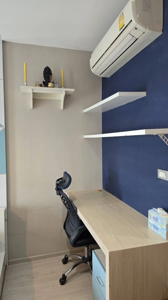 For rent: Rhythm Rangnam, fully furnished with built-in furniture, 12th floor, BTS view. This is a must-book!