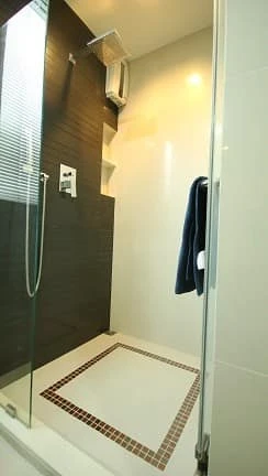 For rent: Rhythm Ratchada-Huaikhwang, ready to move in, high floor, fully furnished, just bring your bags+++