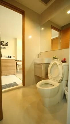 For rent: Rhythm Ratchada-Huaikhwang, ready to move in, high floor, fully furnished, just bring your bags+++