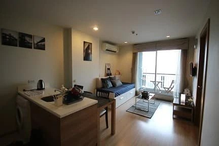 For rent: Rhythm Ratchada-Huaikhwang, ready to move in, high floor, fully furnished, just bring your bags+++