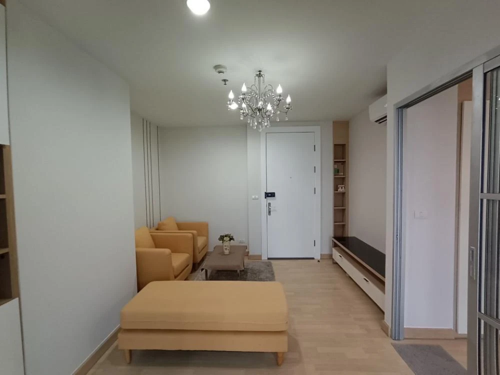 Rhythm Ratchada condo for rent, 19th floor, fully furnished and ready to move in. Book now!