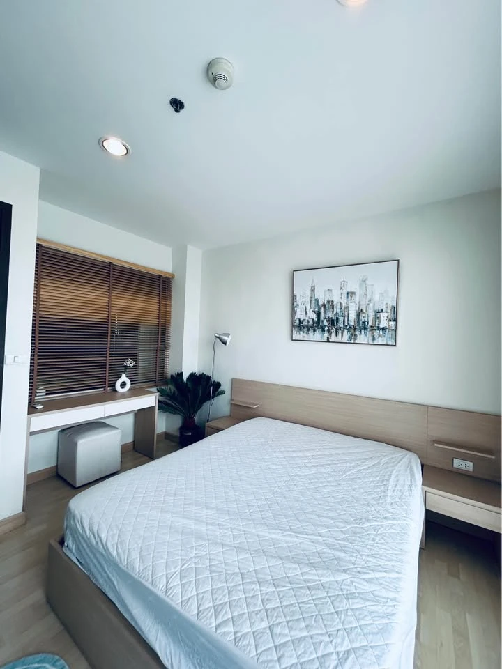 For rent: Rhythm Ratchada, spacious room, comfortable, great city view, fully furnished, ready to move in