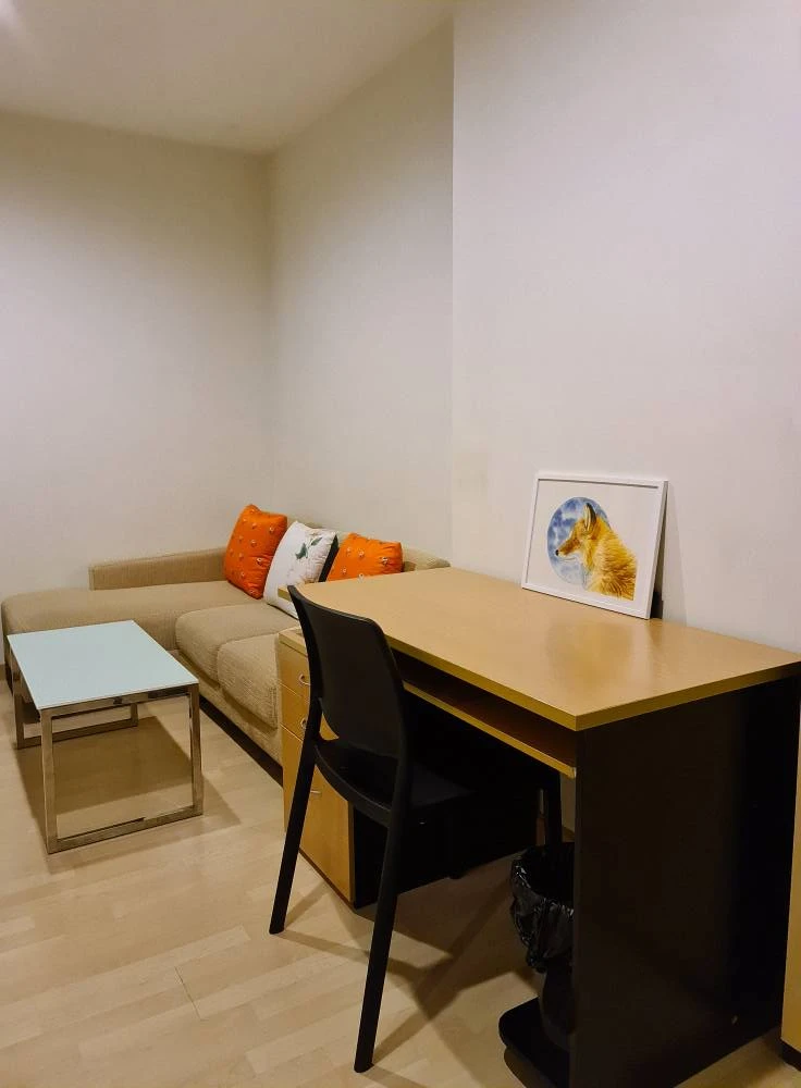 For rent Rhythm Ratchada, spacious room There is a lot of usable space. Plus the price is not strong Don't be afraid to make a reservation.