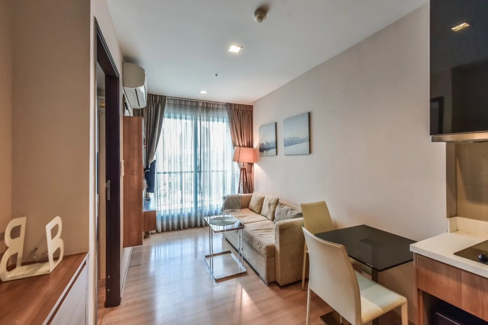 For rent Rhythm Sathorn 1 bedroom 1 bathroom, stylishly decorated, fully furnished. If it's this good, what are you waiting for?