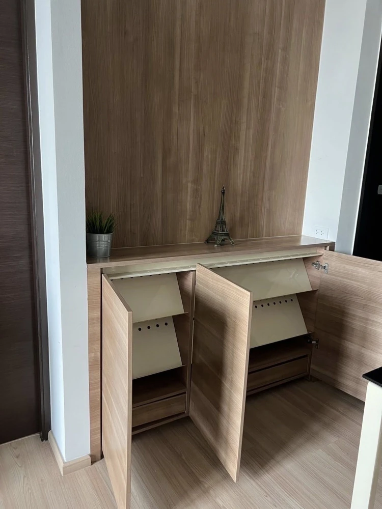 For rent: Rhythm Sathorn, 14th floor, nice room, fully furnished, interested, hurry and reserve now.