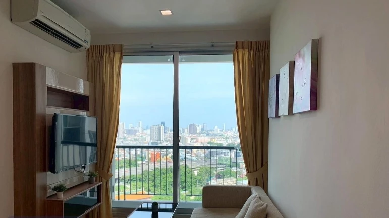 For rent: Rhythm Sathorn, 23rd floor, fully furnished unit. Book now! Don't miss out! Act fast!