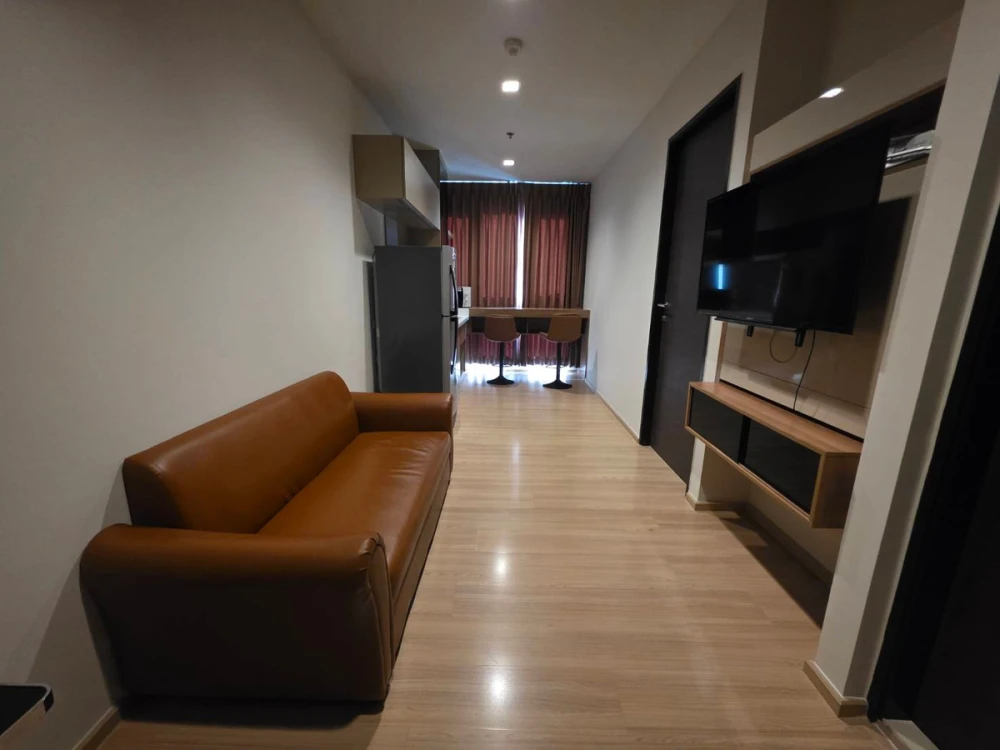 For rent: Rhythm Sathorn. A lovely room in a prime location, fully furnished with complete amenities. Book now!