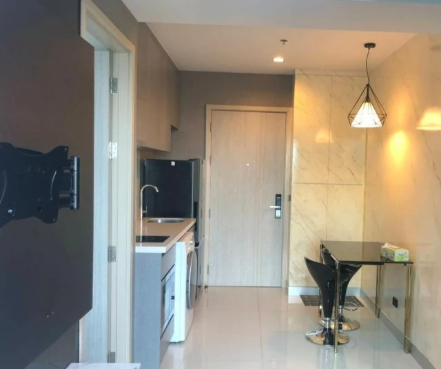 ให้เช่า Rhythm Sukhumvit 36-38 ชั้น 10 ห้องแต่งครบ น่าอยู่ จองเลย ห้ามพลาด