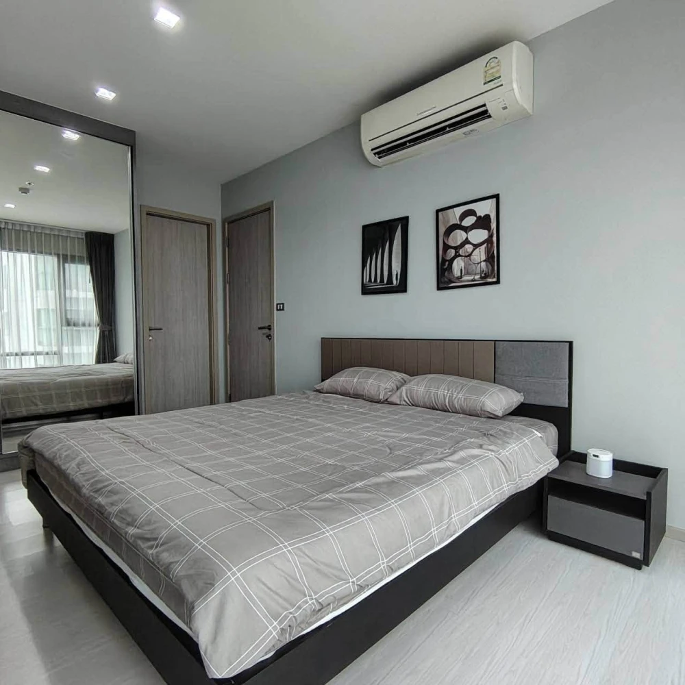 For Rent: Rhythm Sukhumvit 36-38. Spacious 2-bedroom, 2-bathroom unit with a generous layout and full furnishings. Book now!