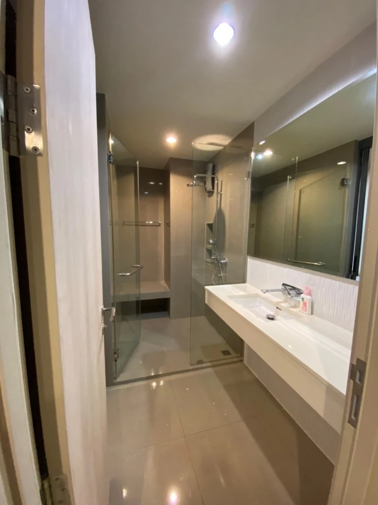 ให้เช่า Rhythm Sukhumvit 42 ชั้น 9 ห้องแต่งครบ พร้อมอยู่ สนใจจองเลย