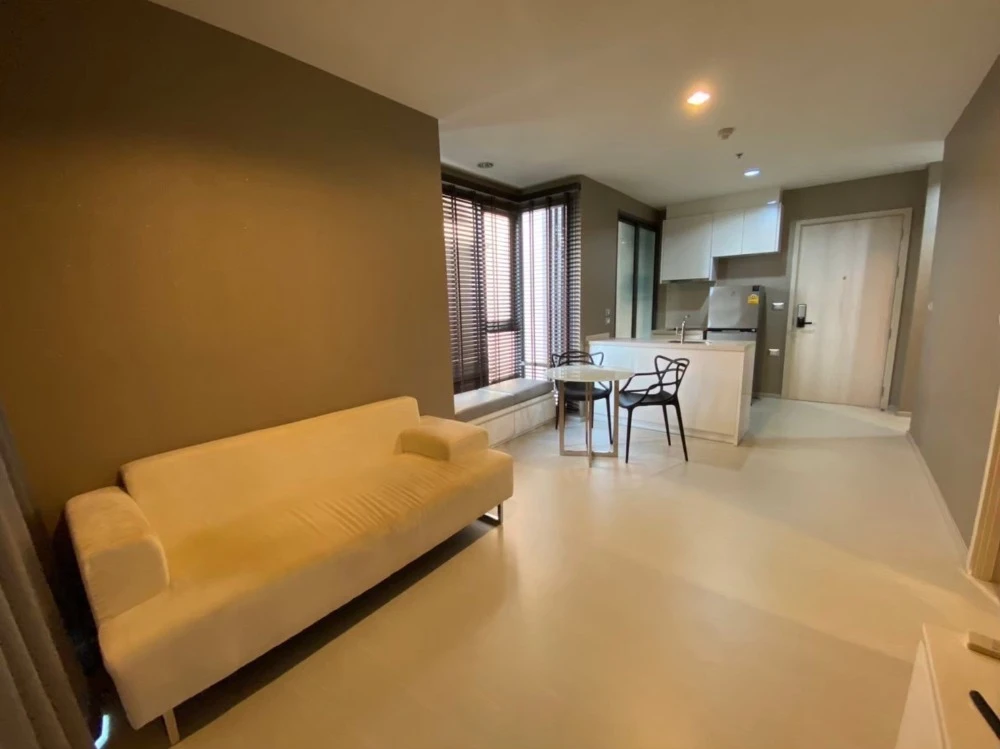 ให้เช่า Rhythm Sukhumvit 42 ชั้น 9 ห้องแต่งครบ พร้อมอยู่ สนใจจองเลย