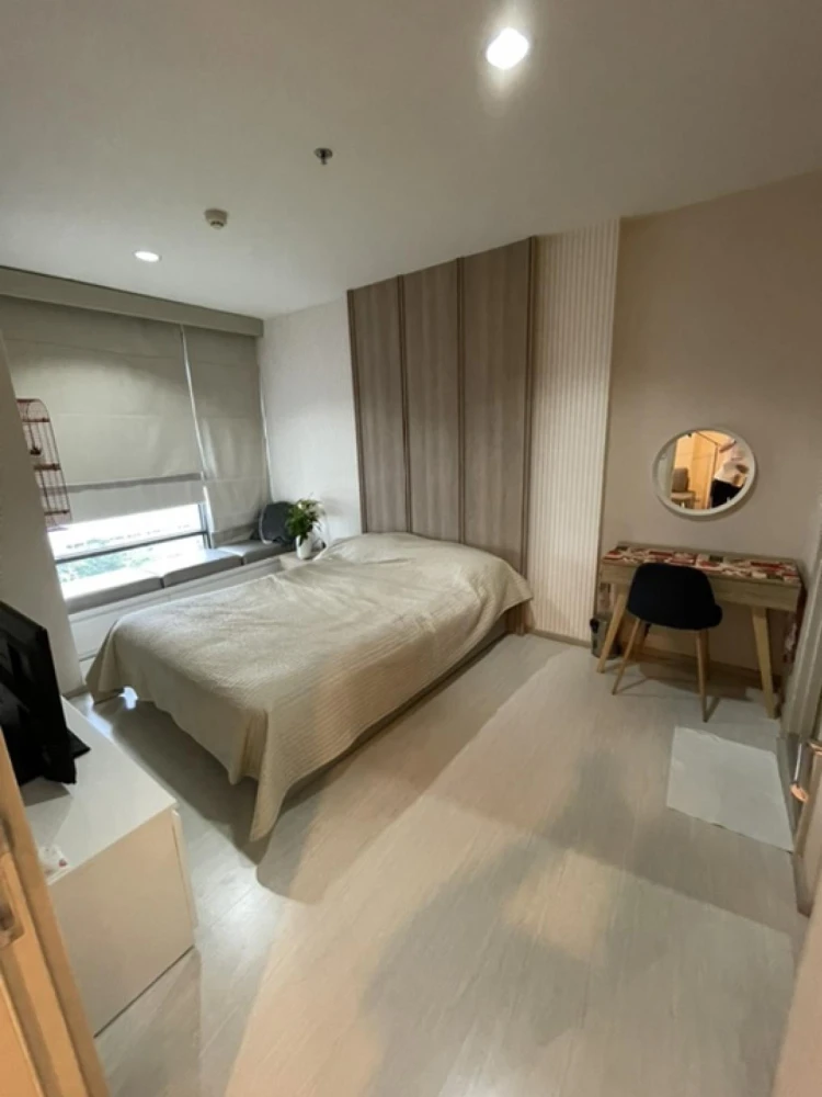 For rent: Rhythm Sukhumvit 42, beautiful view, nothing blocking it, reserve now, don't miss out, hurry!