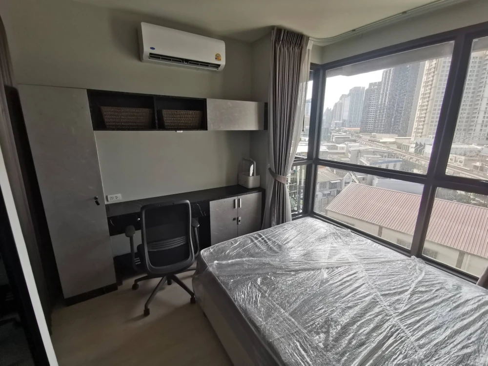 Rhythm Sukhumvit 44/1 for rent—move-in ready, fully equipped with amenities, and at a great price. Book now—don't wait!