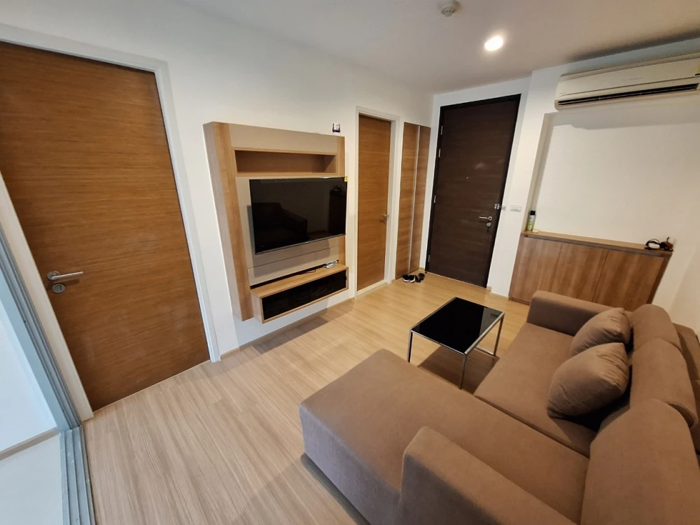 ให้เช่า Rhythm Sukhumvit 50 1 ห้องนอน 1 ห้องน้ำ มาพร้อมเฟอร์นิเจอร์ครบครัน วิวสวย ไม่บล็อค จองด่วน