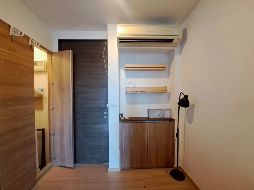 For rent: Rhythm Sukhumvit 50, 20th floor. Nice, fully furnished unit. Book now! Don't miss out!