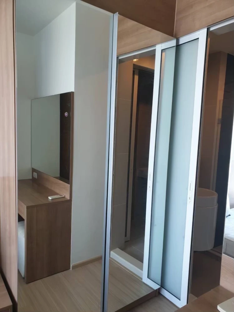 For rent: Rhythm Sukhumvit 50, 20th floor. Nice, fully furnished unit. Book now! Don't miss out!
