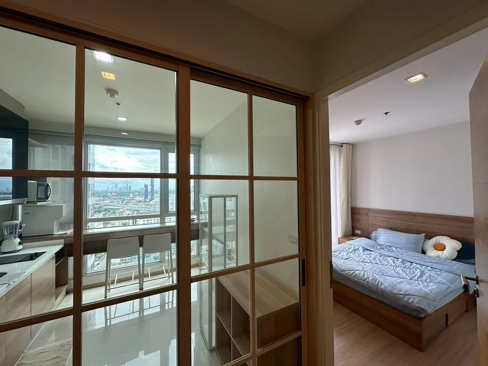 ให้เช่า Rhythm Sukhumvit 50 ชั้น 25 ห้องกว้าง แต่งครบ น่าอยู่ จองเลย ด่วนๆ