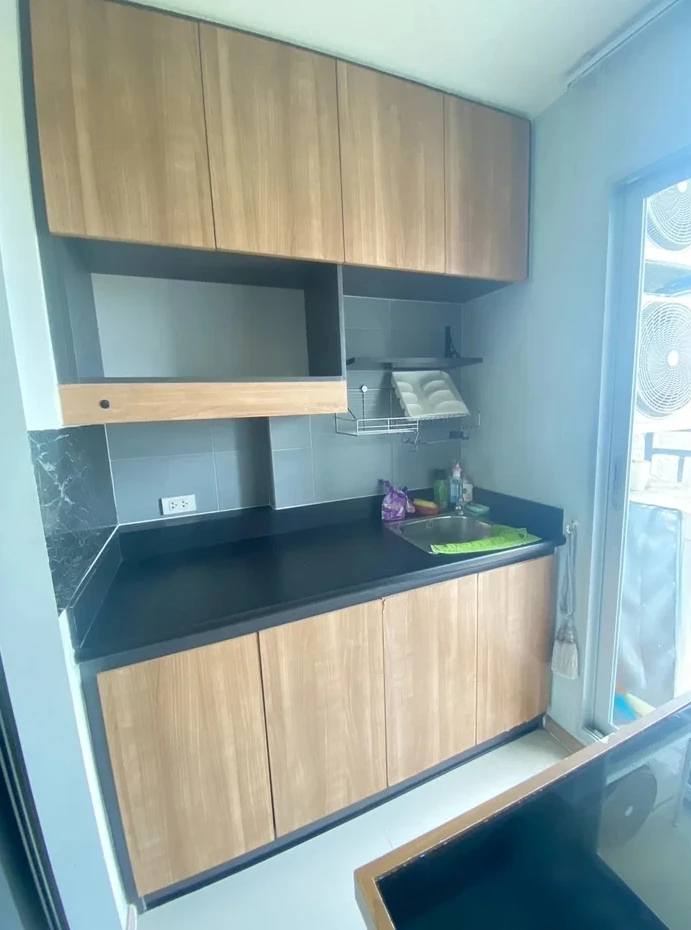 For rent: Rich Park @ Chaophraya, 1 bedroom, 1 bathroom. Great location, convenient transportation. You can't miss this opportunity!