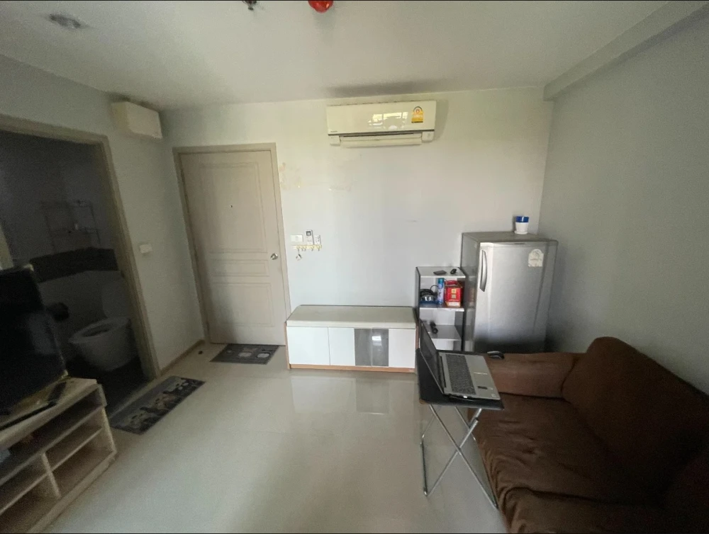 For rent: Rich Park @ Chaophraya, 1 bedroom, 1 bathroom. Great location, convenient transportation. You can't miss this opportunity!