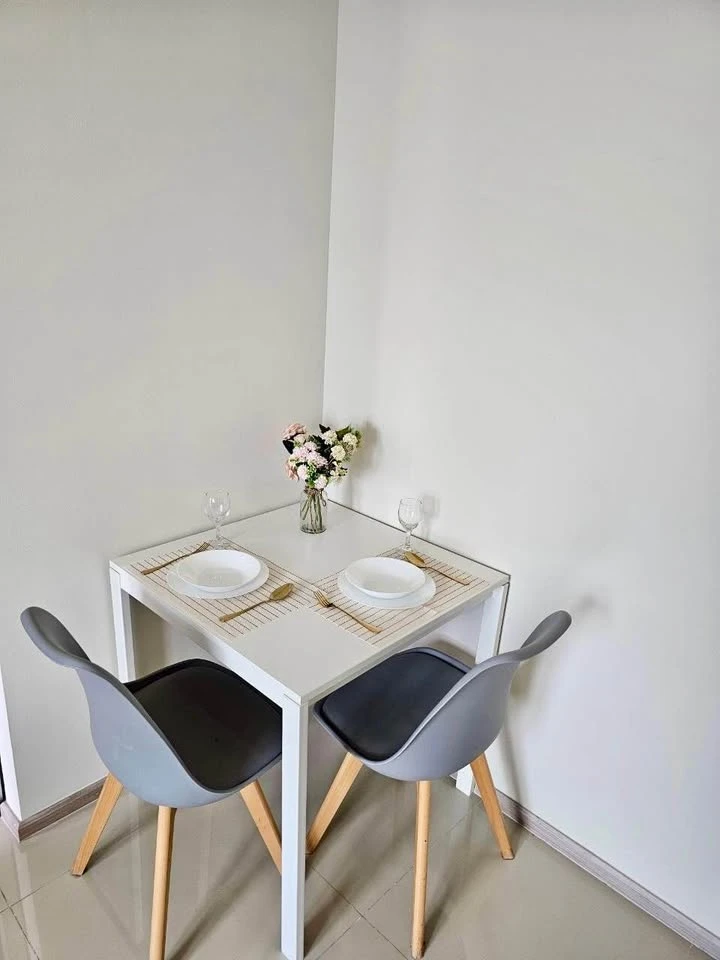 For rent: Rich Park @ Chao Phraya, ready to move in, fully furnished, just bring your bags!!