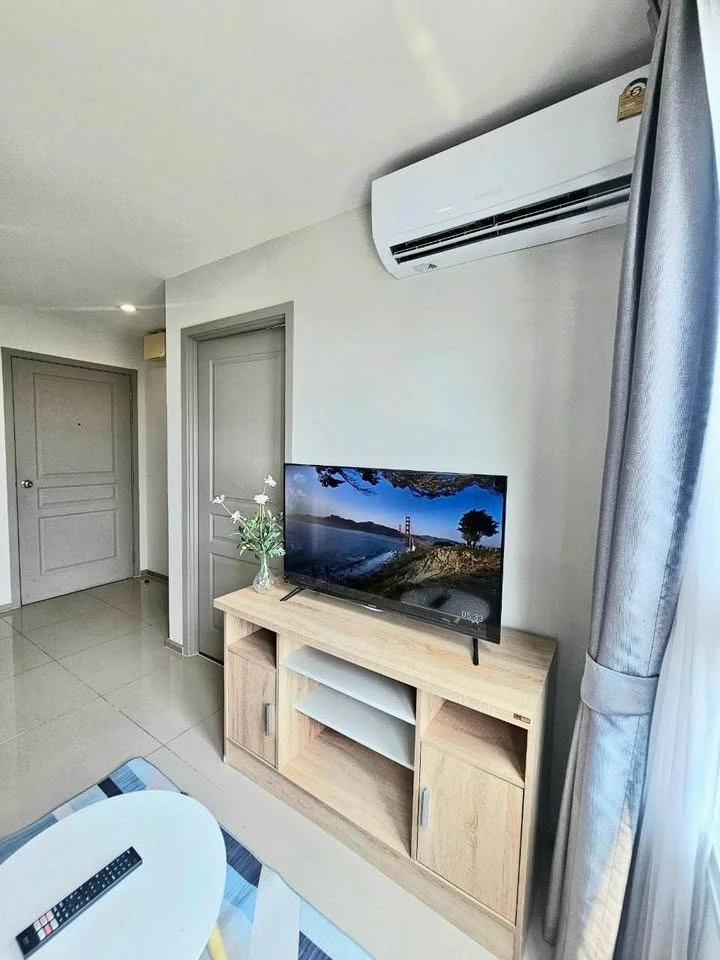 For rent: Rich Park @ Chao Phraya, ready to move in, fully furnished, just bring your bags!!