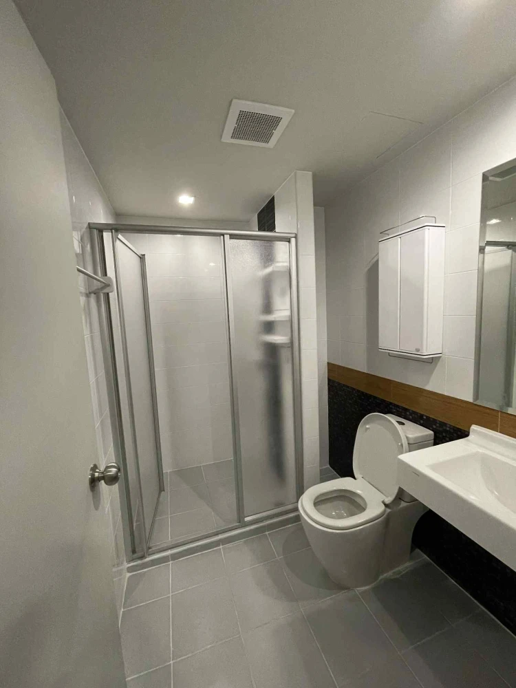 For rent Rich Park 2 @Taopoon Interchange, ready to move in, complete facilities, book now.
