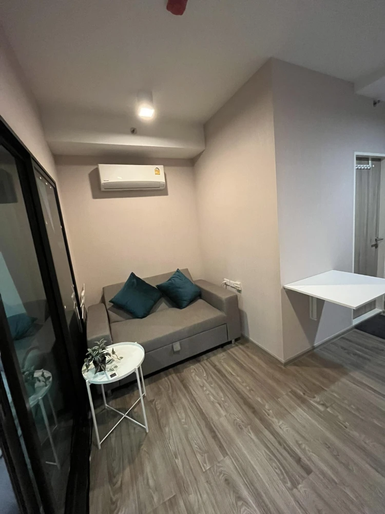 For rent Rich Park Terminal Phahon Yothin 59, 5th floor (30 sq m.), 1 bedroom, 1 bathroom, fully furnished, don't miss it.