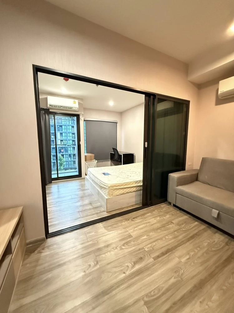 For rent Rich Park Terminal Phahon Yothin 59, 5th floor (30 sq m.), 1 bedroom, 1 bathroom, fully furnished, don't miss it.