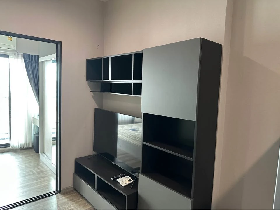 For rent: Rich Park Terminal Phahonyothin 59, fully furnished apartment, ready to move in immediately.