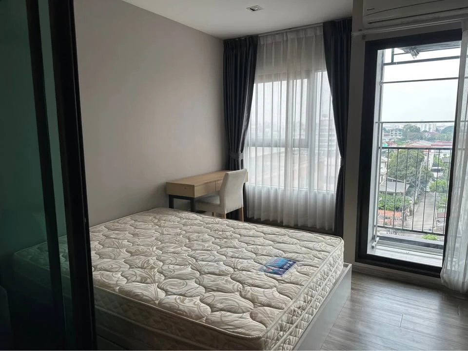 For rent: Rich Park Terminal Phahonyothin 59, fully furnished apartment, ready to move in immediately.