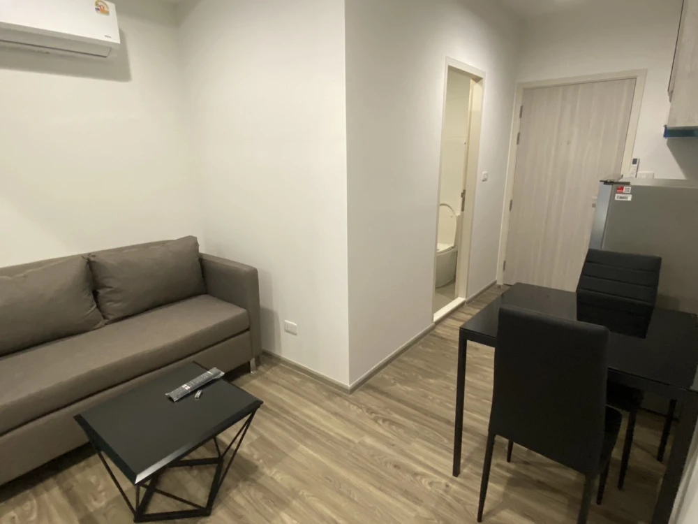 For rent Rich Park Terminal Phahon Yothin 59, 1 bedroom, 1 bathroom, 14th floor, fully furnished with electrical appliances. Book now, get it first.